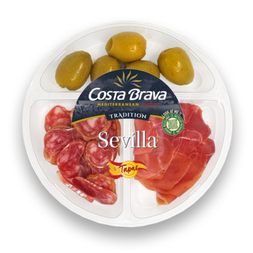 Tapas Sevilla, con fuet, jamón serrano y aceitunas.