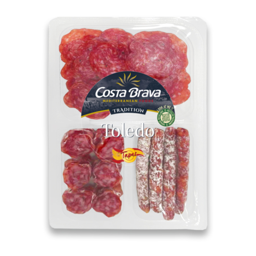 Tapas Toledo, con longaniza, fuet y sticks.